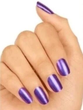 Color Street nail polish strips, amethyst mist, FMD002 purple metallic 16pcs NIP